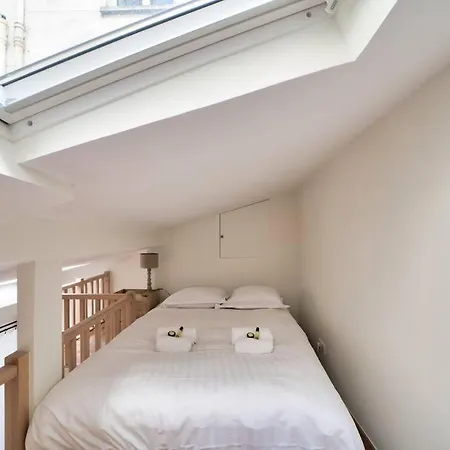 Superbe Maisonnette Neuve Au Coeur De Parigi