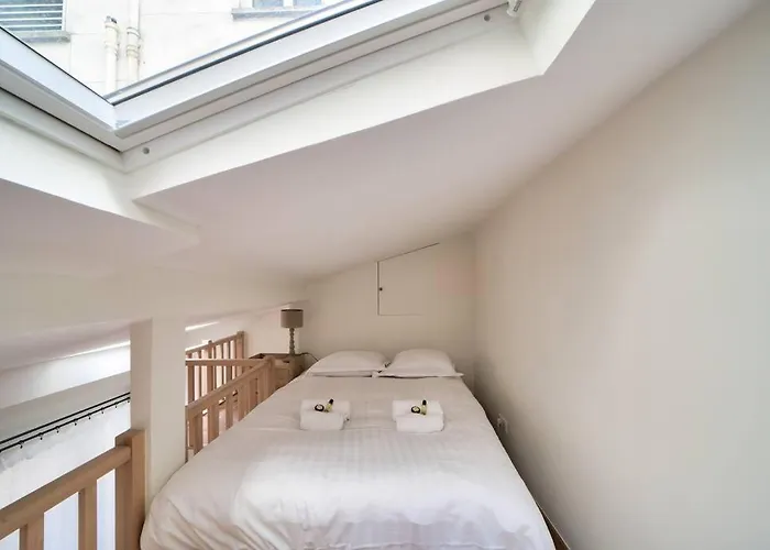 Superbe Maisonnette Neuve Au Coeur De 파리